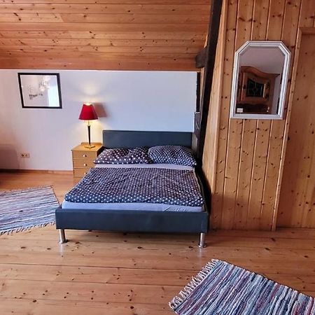 Ferienzimmer / Monteurzimmer 纽玛特-安华莱斯 外观 照片