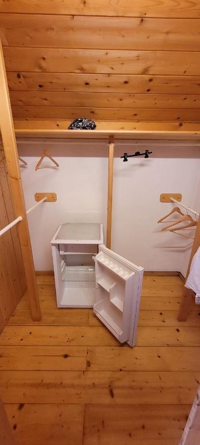 Ferienzimmer / Monteurzimmer 纽玛特-安华莱斯 外观 照片